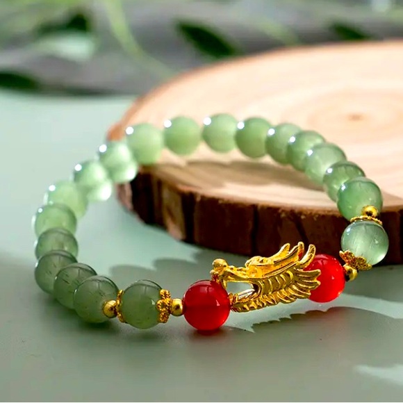GREEN AVENTURINE BEAD DRAGON HEAD BRACELET.  ONLY DARK GREEN AVAILABLE - Picture 4 of 8